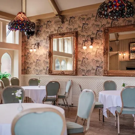 Rushpool Hall * Saltburn-by-the-Sea