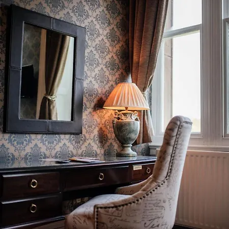 Rushpool Hall * Saltburn-by-the-Sea