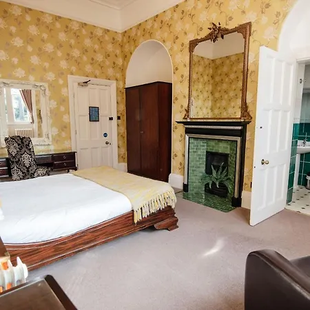 Rushpool Hall *